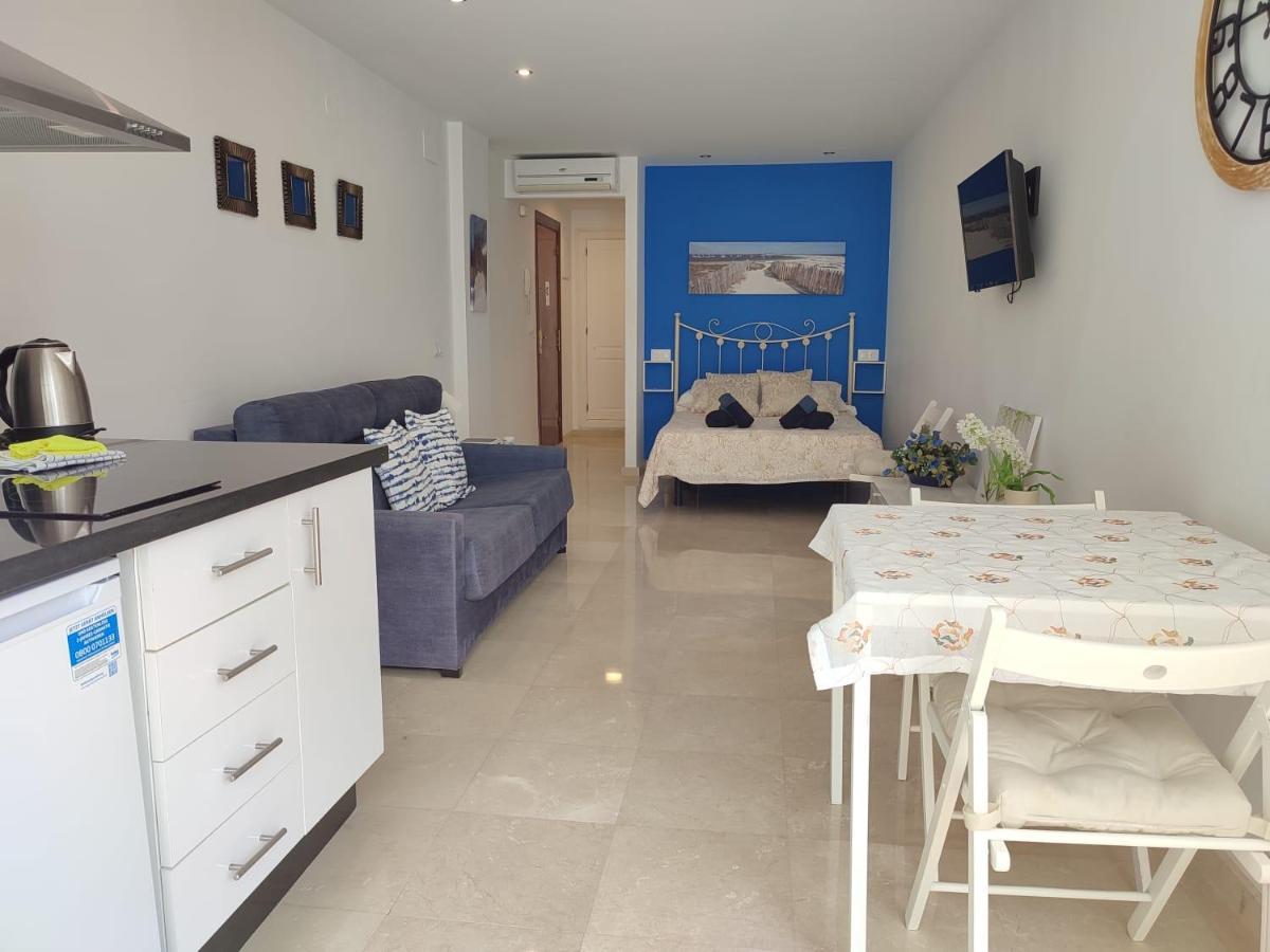 Turisstiko La Roca Chica 4 Lägenhet Torremolinos Exteriör bild