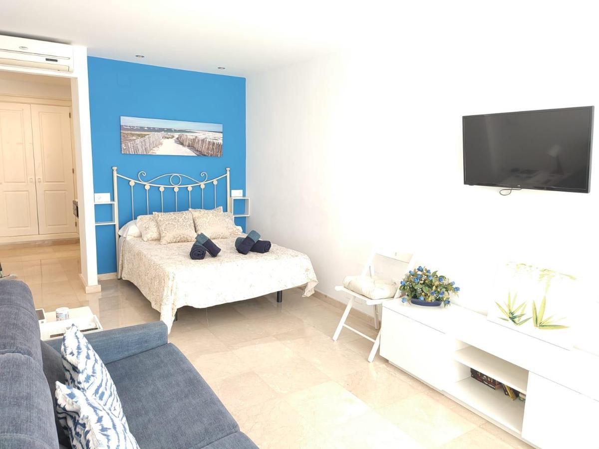 Turisstiko La Roca Chica 4 Lägenhet Torremolinos Exteriör bild